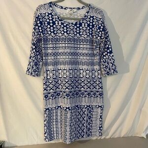 Vineyard vines Blue and White Patterned Dress crew neck 3/4 length sleeve  sz S